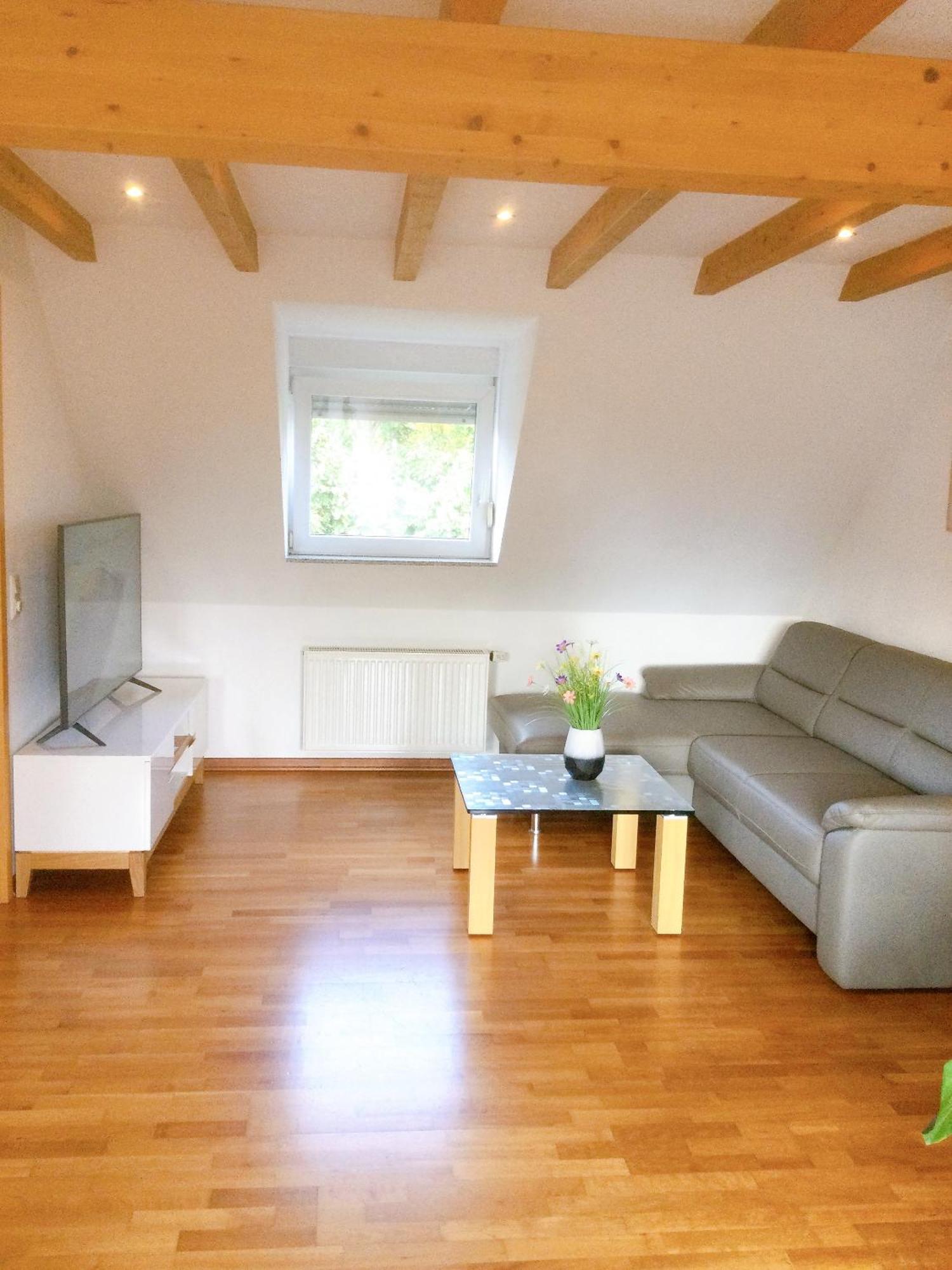 Wohnung Mit Stil Тройсдорф Экстерьер фото